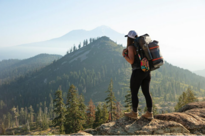 What Are The 10 Essentials?  HIKING ESSENTIALS For Hikers