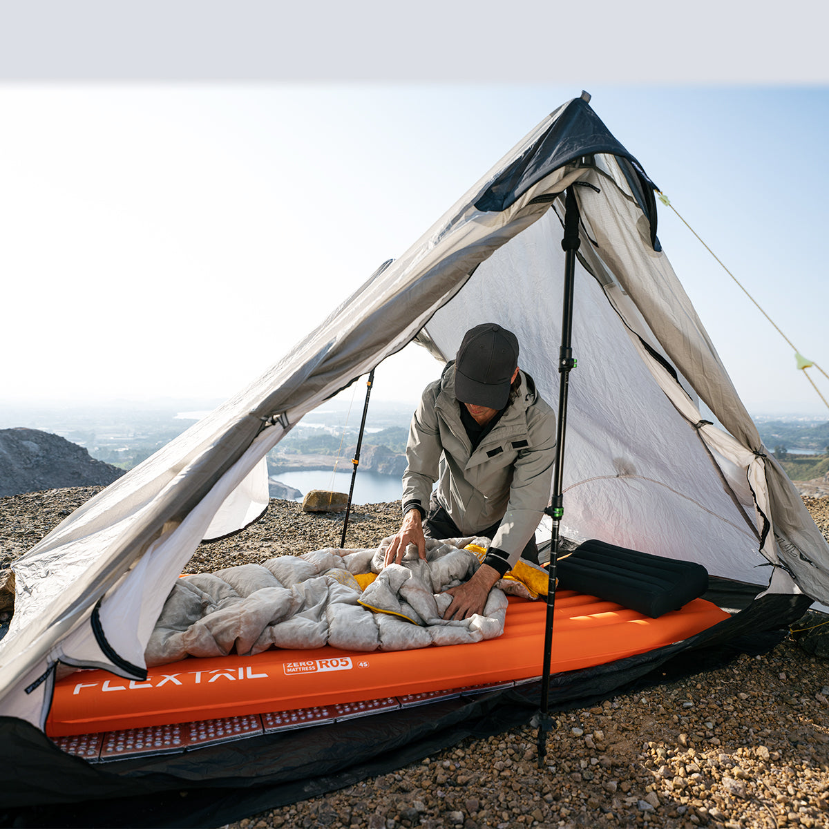 Armadio 2 Ante HOMCOM 90x50x190cm - Con 4 Vani, 2 Cassetti E Appendiabiti, Colore Legno E Bianco, Per Camera